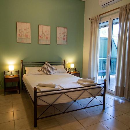 Tsertos Apartments Kamena Vourla Dış mekan fotoğraf
