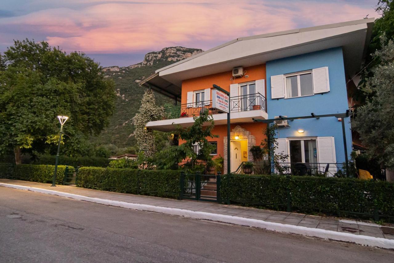 Tsertos Apartments Kamena Vourla Dış mekan fotoğraf