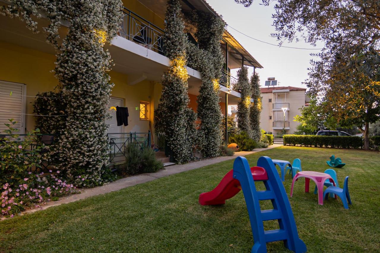Tsertos Apartments Kamena Vourla Dış mekan fotoğraf