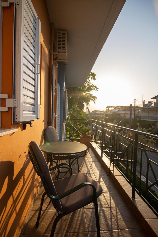 Tsertos Apartments Kamena Vourla Dış mekan fotoğraf