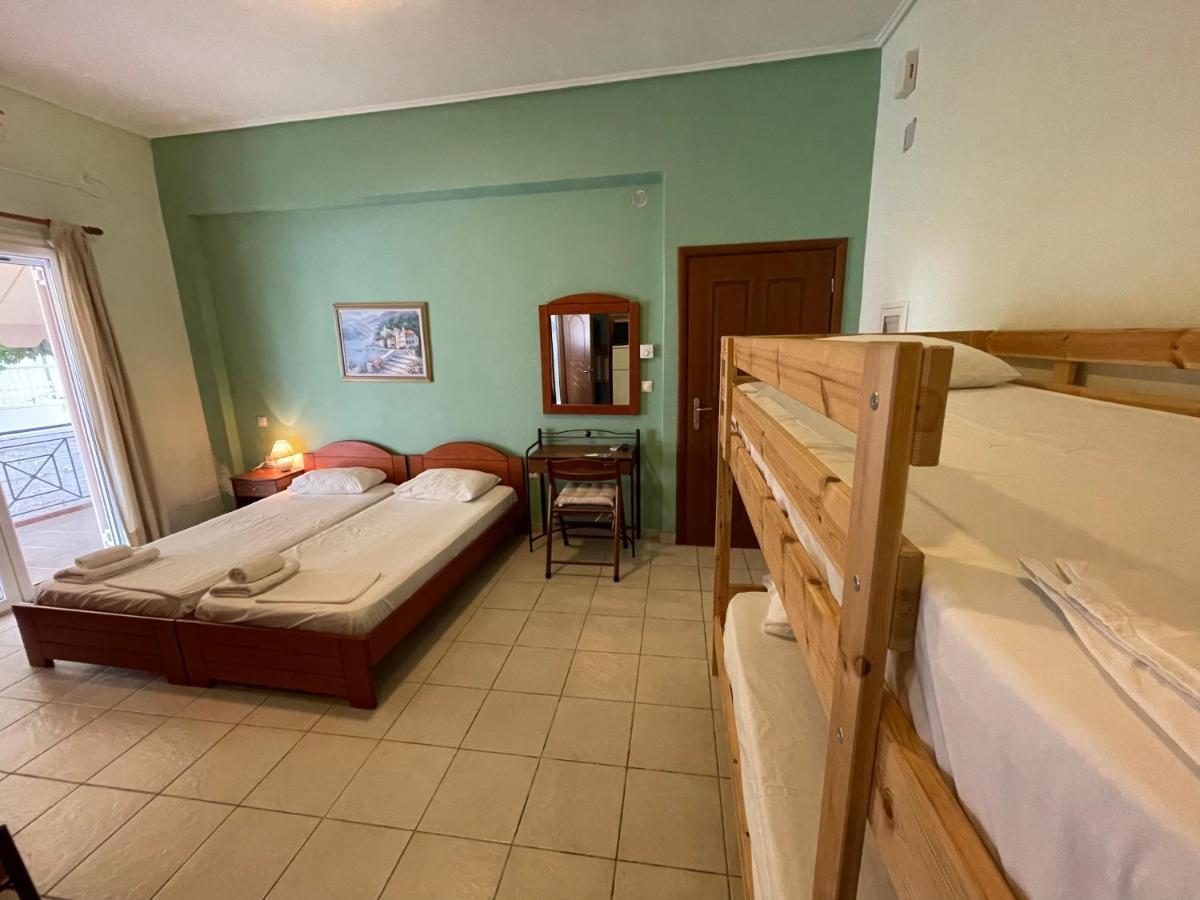Tsertos Apartments Kamena Vourla Dış mekan fotoğraf