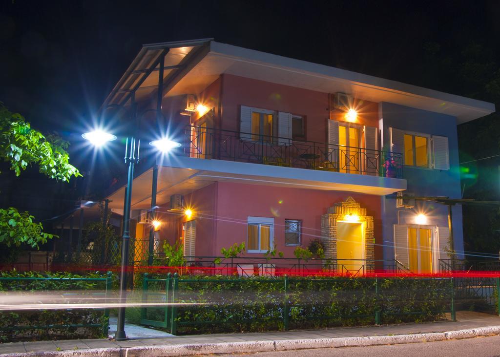 Tsertos Apartments Kamena Vourla Dış mekan fotoğraf