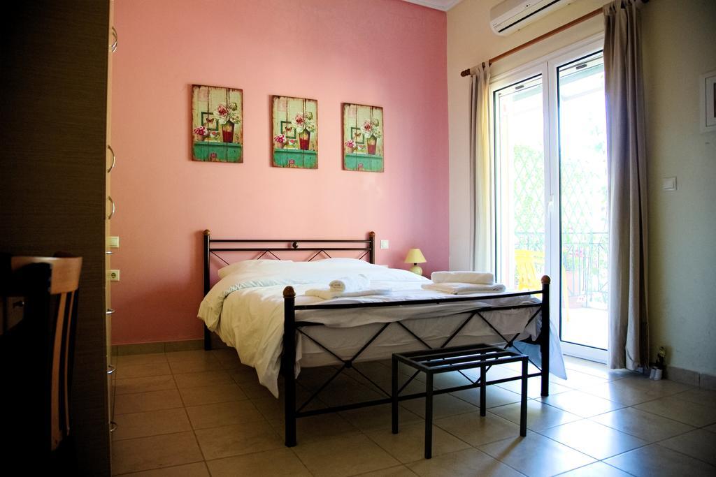 Tsertos Apartments Kamena Vourla Dış mekan fotoğraf