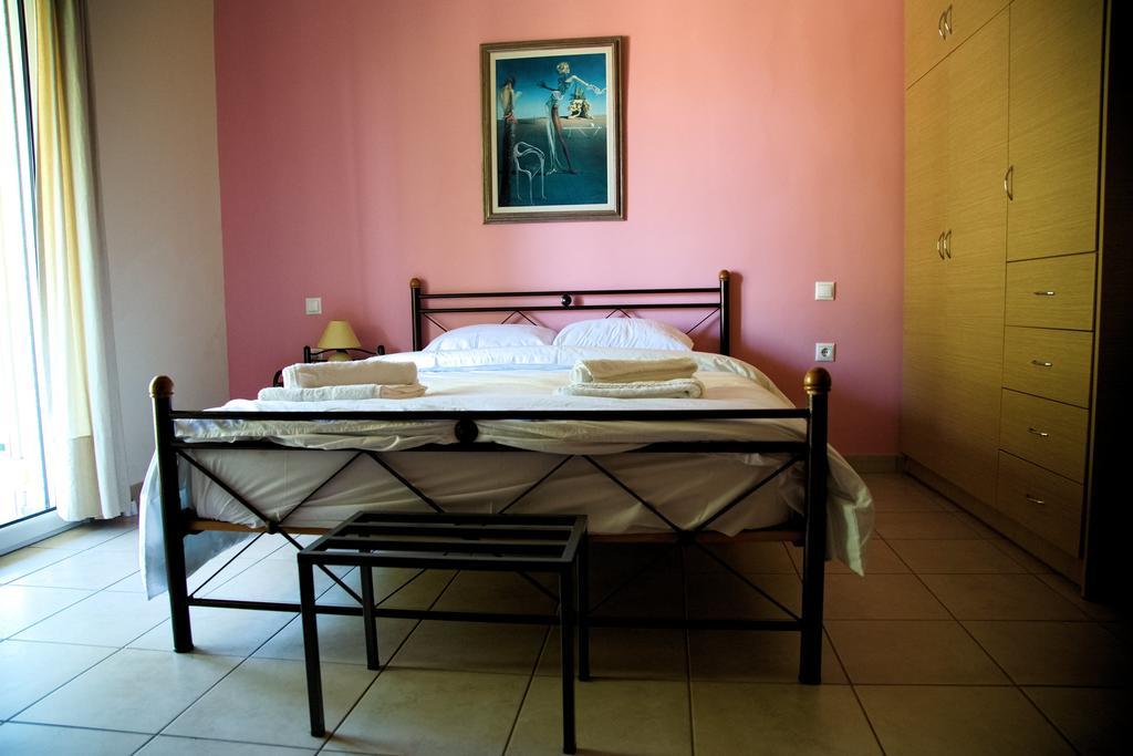 Tsertos Apartments Kamena Vourla Dış mekan fotoğraf