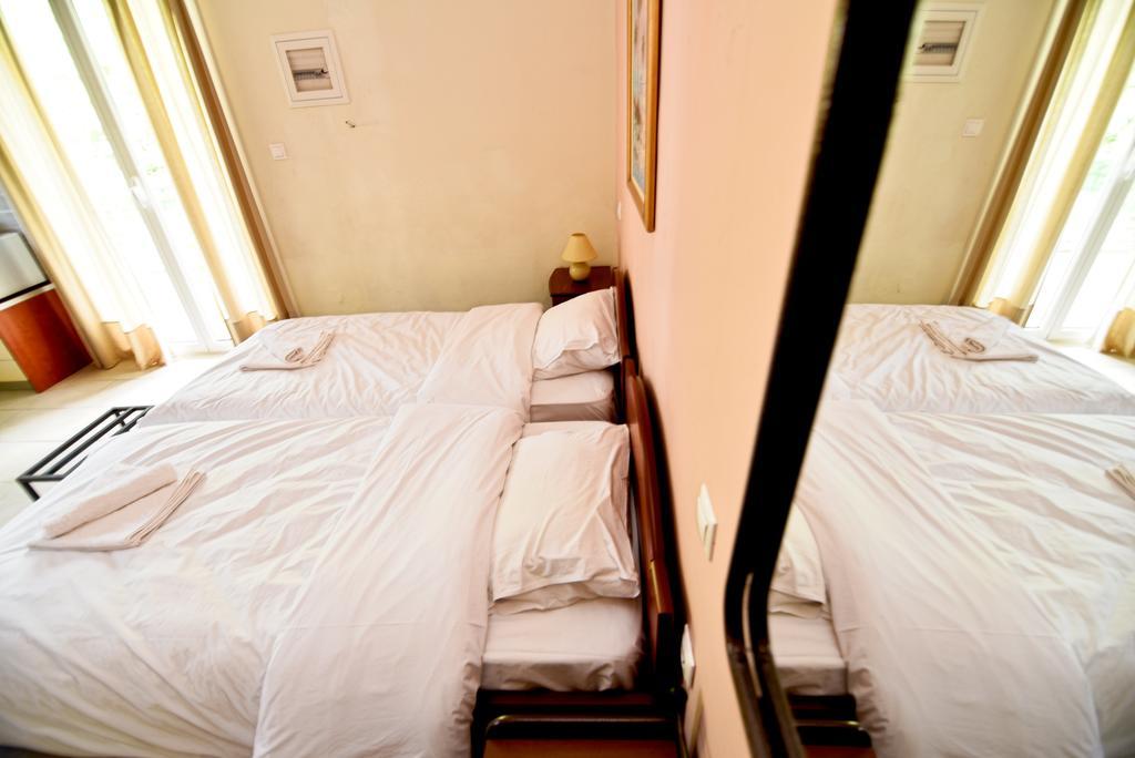 Tsertos Apartments Kamena Vourla Dış mekan fotoğraf